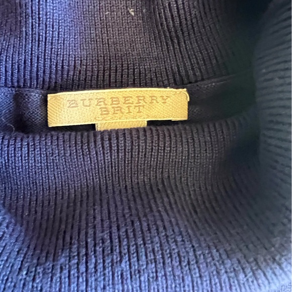 Burberry Turtleneck - Picture 6 of 8
